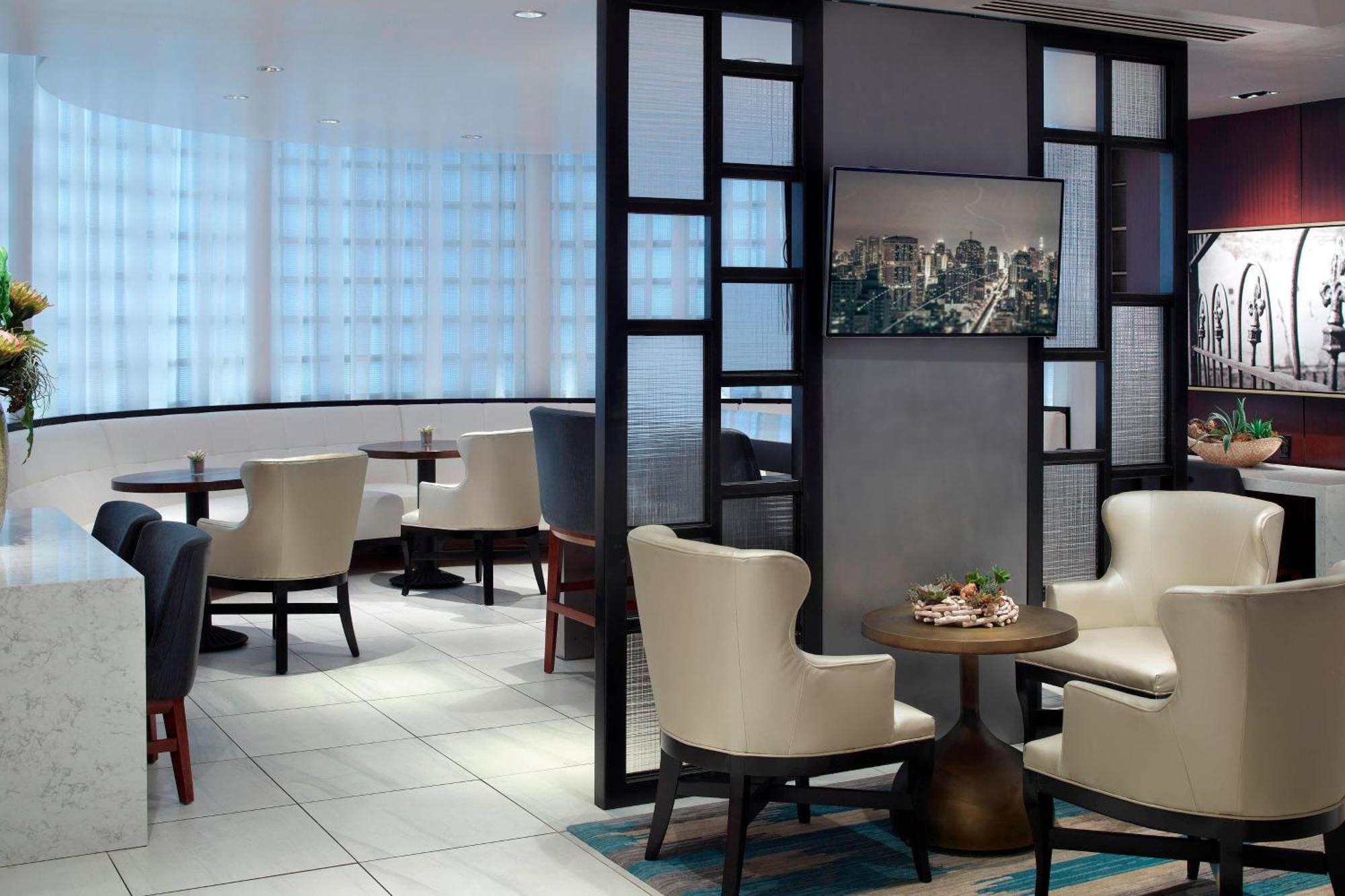 New Orleans Marriott Metairie At Lakeway Exterior foto